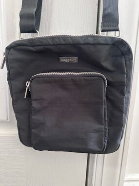 Baggallini Gray Nylon Travel Crossbody Bag Hot Pink Interior